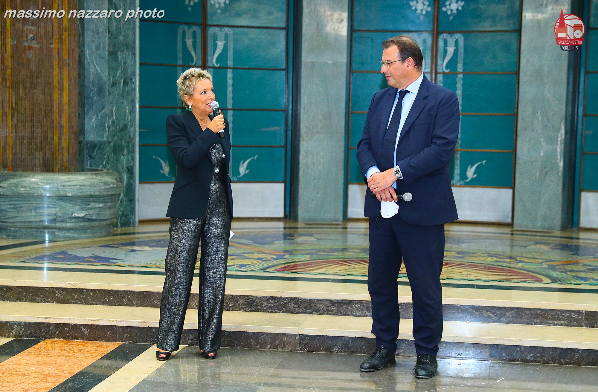PRESENTAZIONE CASTROCARO (1)